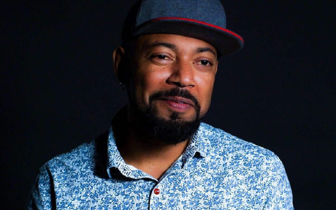 Ativista Douglas Belchior é o convidado do podcast Tô na Trace desta quinta