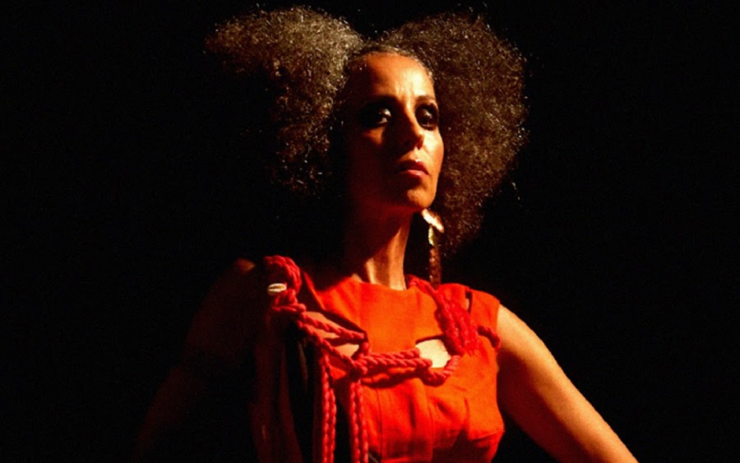 Indicado ao Grammy Latino, novo álbum de Iara Rennó  é apresentado em São Paulo