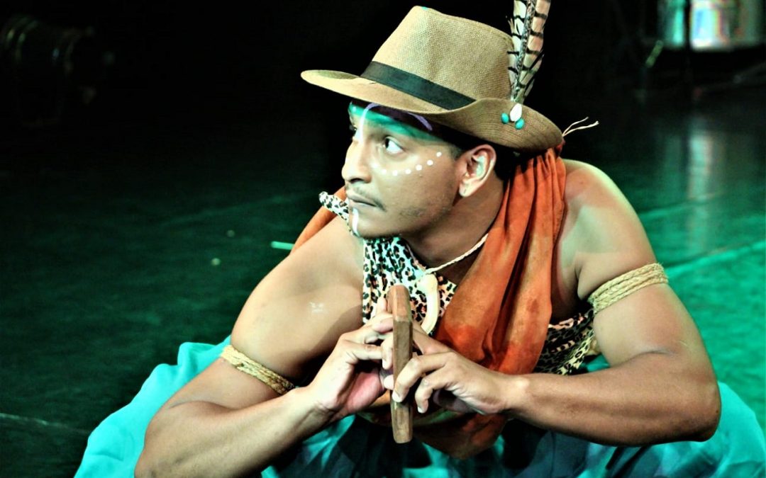 ‘Oxóssi – O Guardião é Popular’ faz apresentação única em teatro do Rio