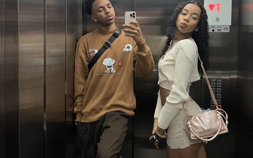 Kyan e Tasha desativam contas no Twitter após  piadas sobre foto em banheiro e discussão com Nath Finanças