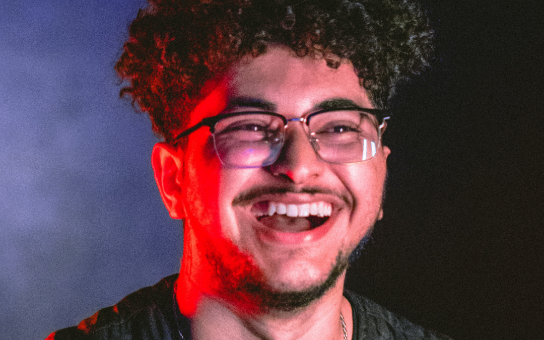 kLap lança “INFLAMA”, faixa gravada com MC Tchelinho