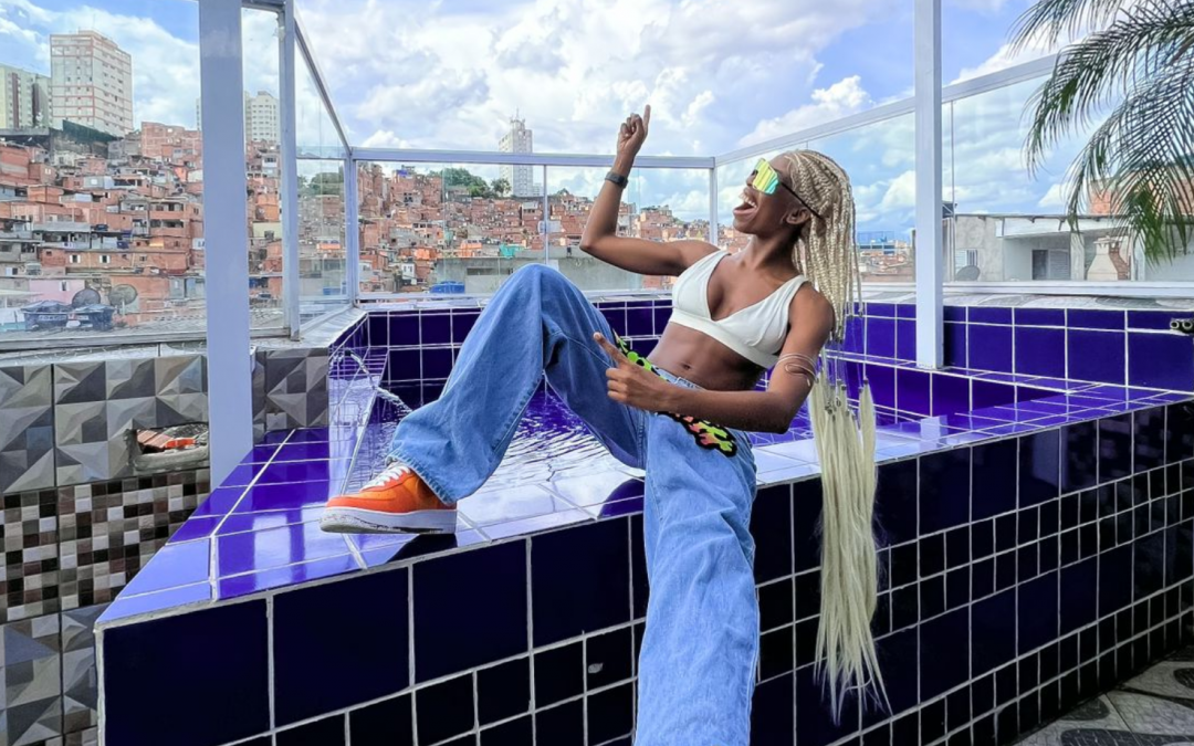 Mc Soffia chega à Paraisópolis para gravação do clipe “Lady da Quebrada”