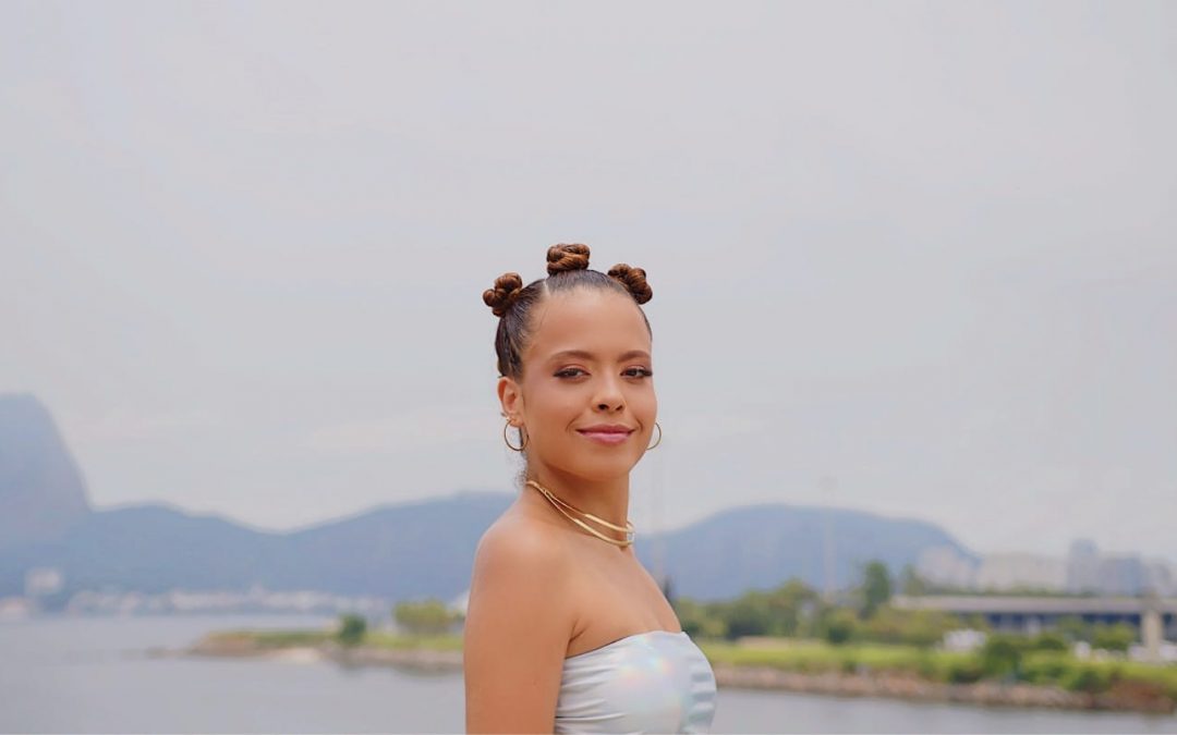 Liza Lou prepara lançamento  de novo single sobre a relação com a África
