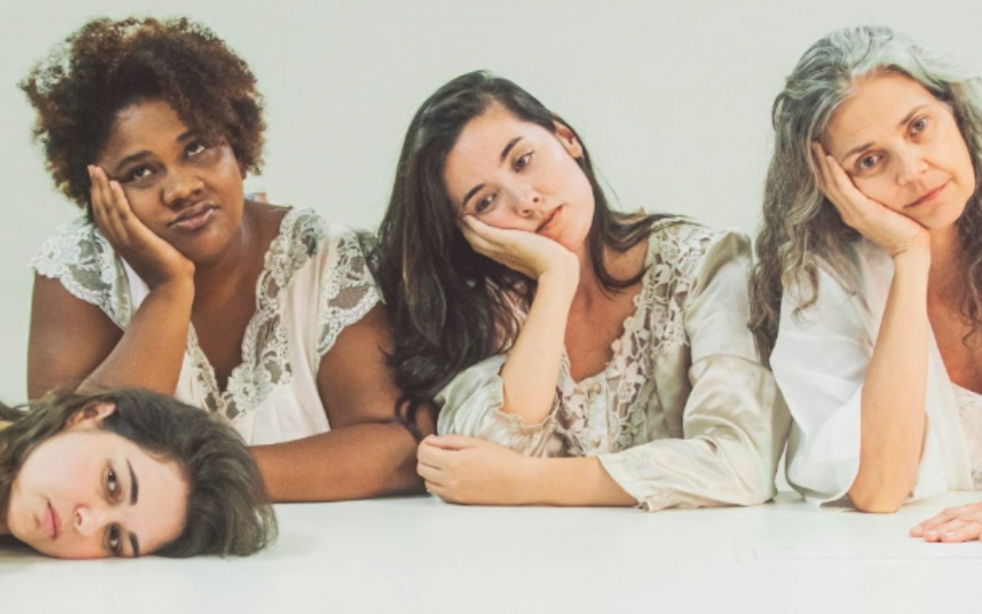 Teatro Sérgio Cardoso recebe o espetáculo “Até Quando Você Cabe em Mim?”, que reflete sobre as dores da maternidade
