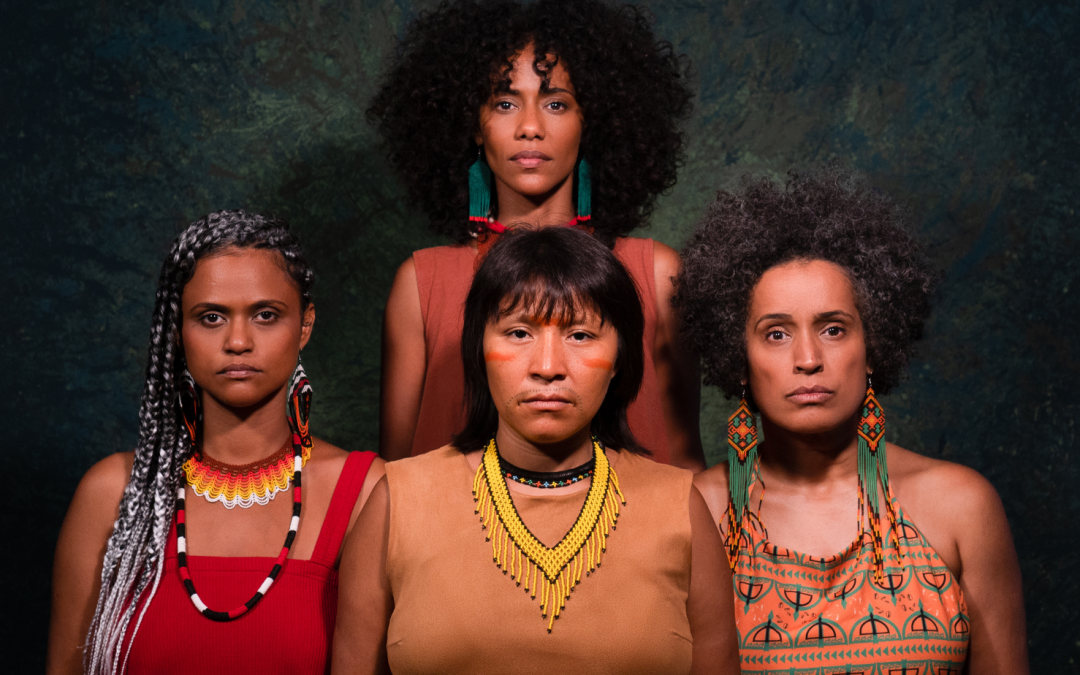 Clarianas lançam “Garimpo Yanomami”, canto-manifesto contra o genocídio de corpos negros e indígenas