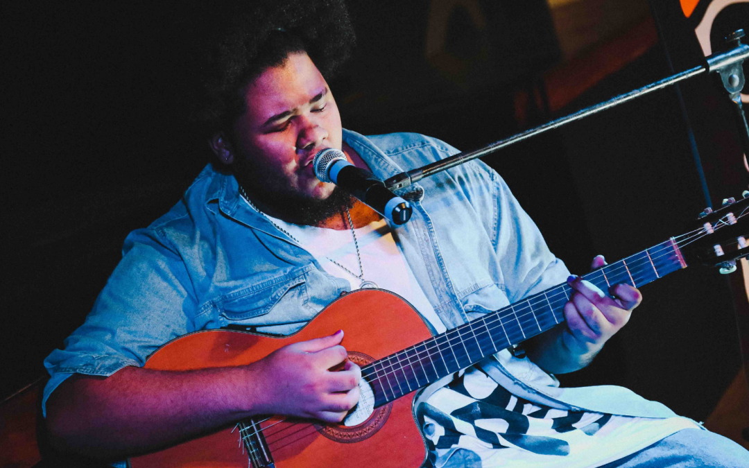 Sarau do Azevedo faz edição “Love Songs” na Lapa trazendo show com sucessos do R&B e Soul