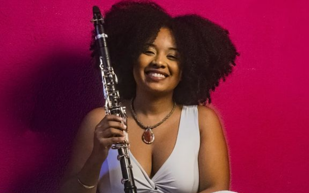 Confira single instrumental da clarinestista Daniela Nátali a partir de pesquisa com maestro Letieres Leite