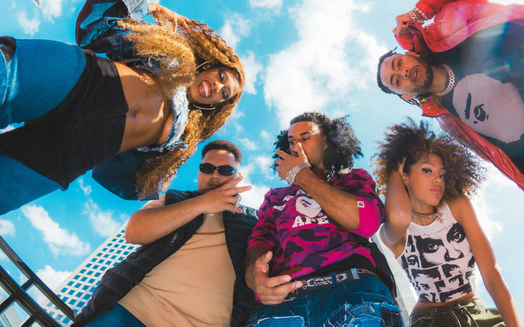 Confira MC Soffia em “Os Preto Chic”, parceria com os rappers Menó Felps,  Nego Iego e Quimo W-one