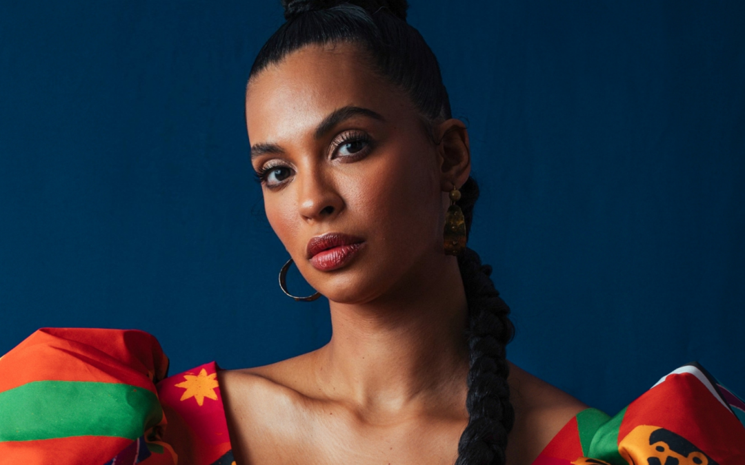 Em Julho cantora Héloa leva show especial do disco yIDé para o Sesc Ipiranga