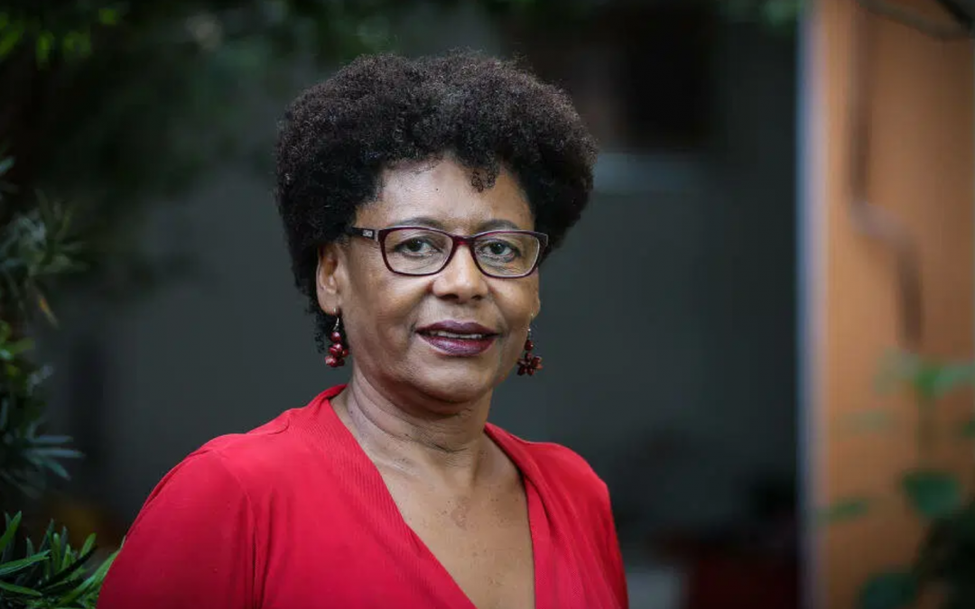 Ativista Cida Bento lança livro “O pacto da branquitude” na Casa Mulher Com a Palavra