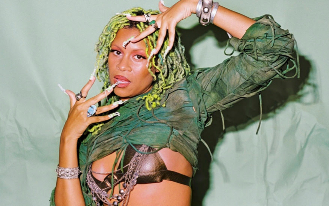 Aluna lança “MYCELiUM”, seu segundo álbum solo