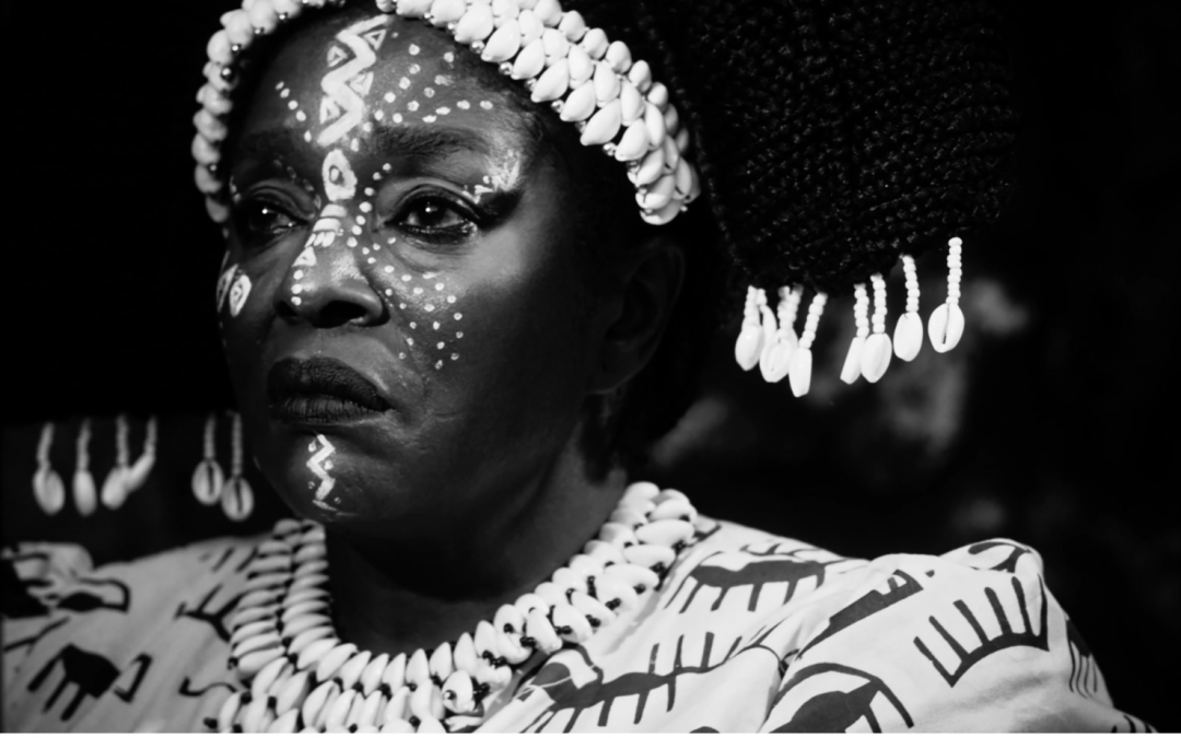 Premiado filme nigeriano “Mami Wata” estreia no Brasil na Mostra de Cinemas Africanos 2023