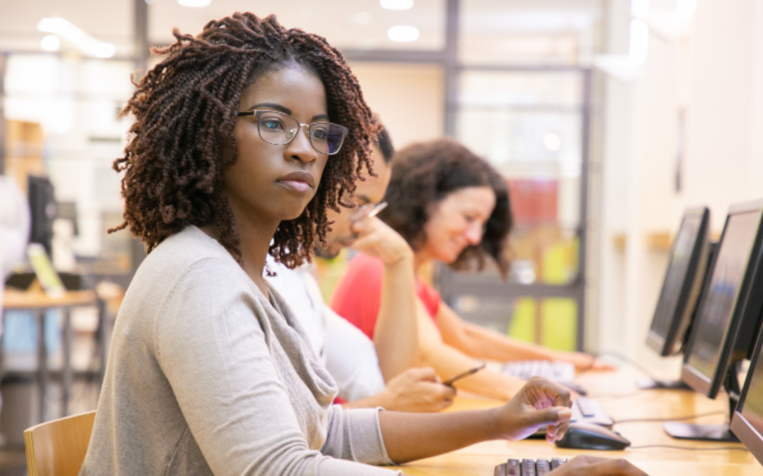 Pesquisa aponta que 1% dos homens brancos pertencentes à elite econômica do país ganham mais que a todas as mulheres negras brasileiras