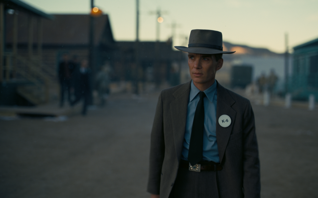 “Oppenheimer”: Cillian Murphy interpretando é a peça central do filme”, afirma Cristopher Nolan