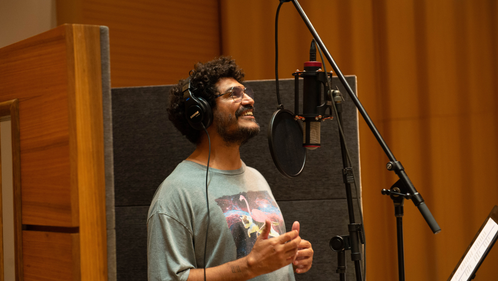 Criolo e Riot Games lançam música e clipe com celebração ao jogo League of  Legends