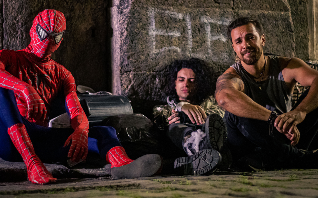 “Aranha: Sob a Sombra da Máscara”: Assista a versão preta e brasileira do Homem-Aranha com o herói no Rio de Janeiro