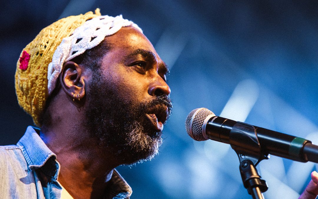 ENTREVISTA: conheça o multiartista, pesquisador, educador e dramaturgo Salloma Salomão