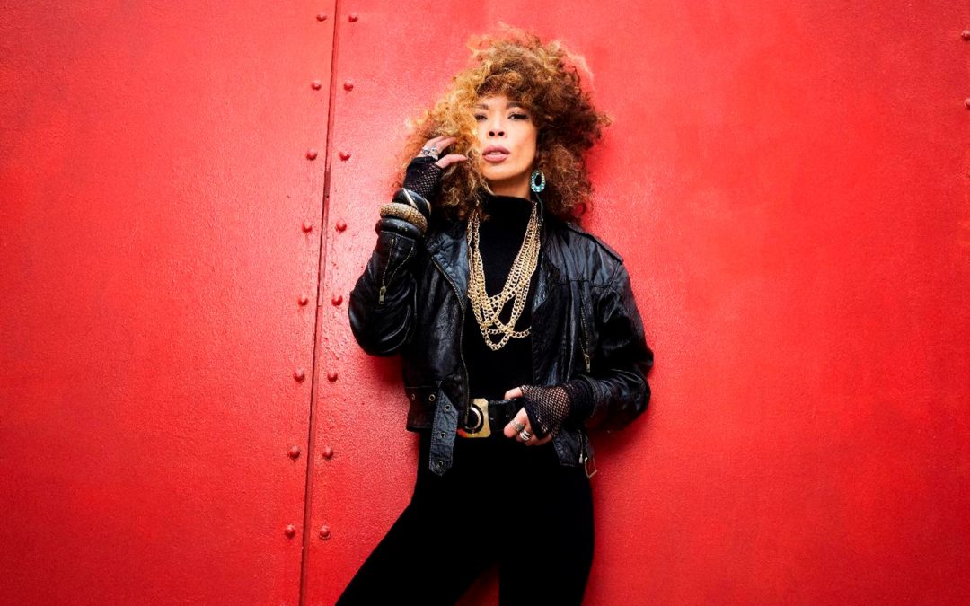 Flávia Coelho anuncia novo álbum, GINGA, e compartilha primeiro single