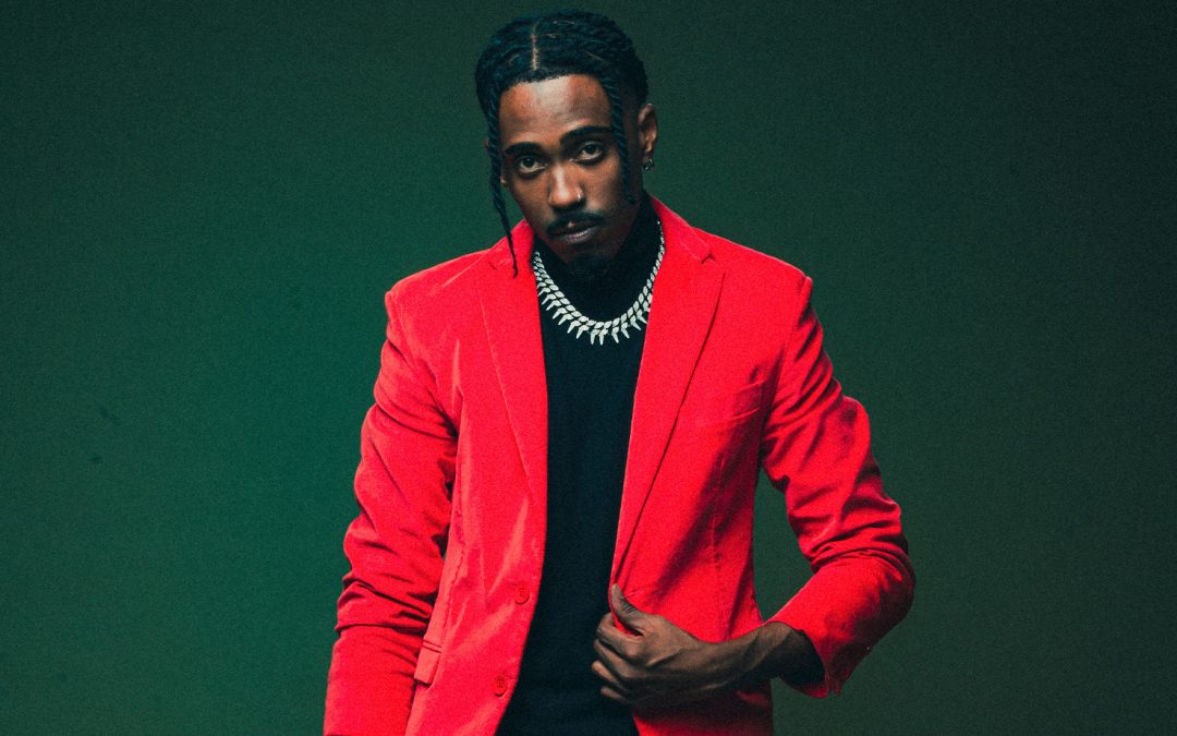 “Flow da Pele Deluxe”: Kayode expande universo musical de seu premiado disco