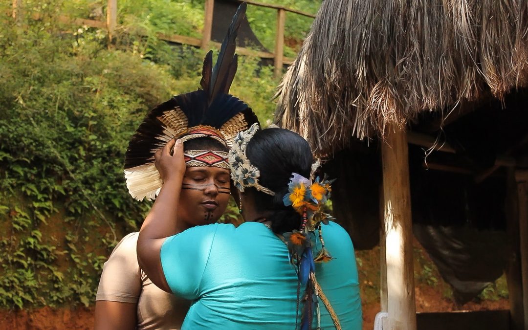 Ciclo de Cultura Tradicional realiza sessão com estreias dos documentários de indígenas, quilombolas e caiçaras