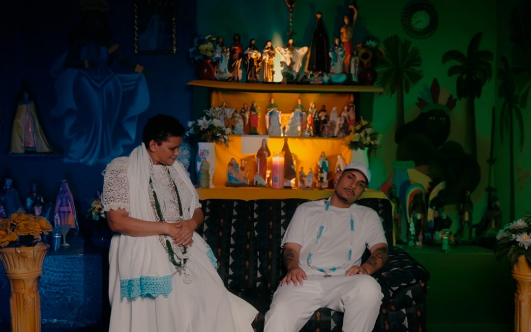 Gugs volta à cena hip hop com videoclipe de “Pedi Pro Santo”