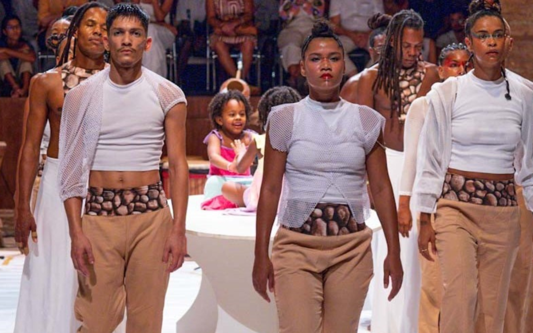 Espetáculo de dança “Ancestralidade em Movimento” em curta temporada em Salvador