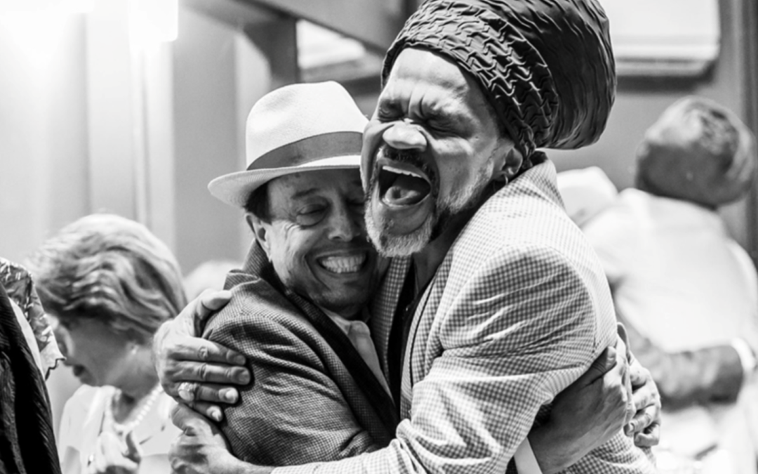 Carlinhos Brown fala sobre Sergio Mendes em emocionante depoimento: “Vai deixar saudade”