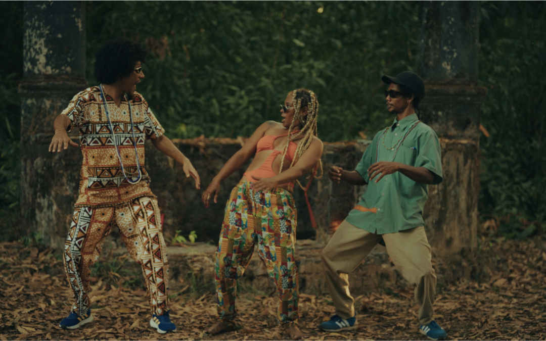 Entre o gueto e o místico: Criola Beat lança videoclipe de “Melô de Infitético”