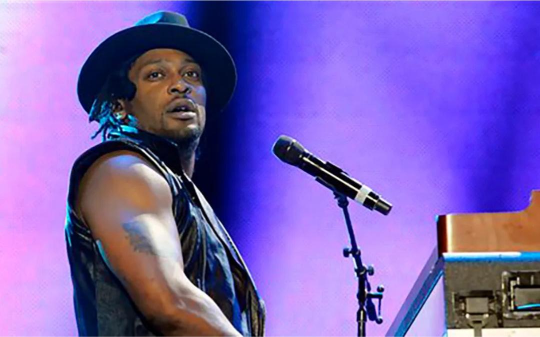 Morre o cantor D’Angelo: lenda do R&B e Neo Soul nos deixa aos 51 anos