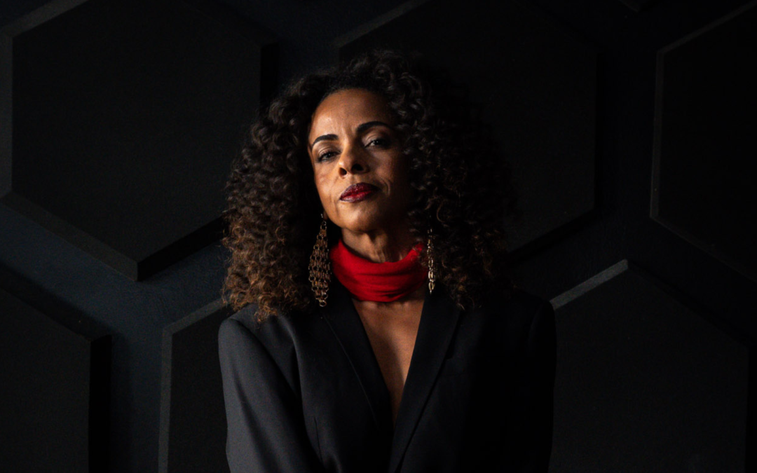 Cantora Ivana Gaya lança single inédito, marcado pelos ritmos afro-latinos e o arrocha
