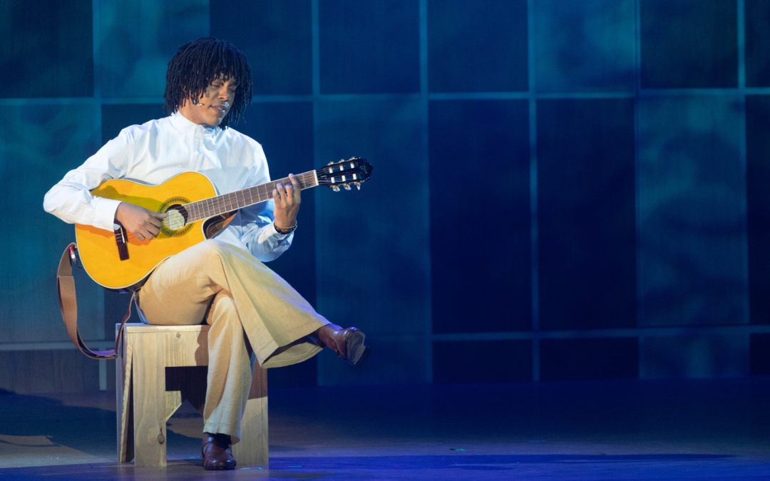 “Djavan – O Musical: Vidas pra Contar” retorna ao Rio de Janeiro em novo palco, no Teatro Claro Mais